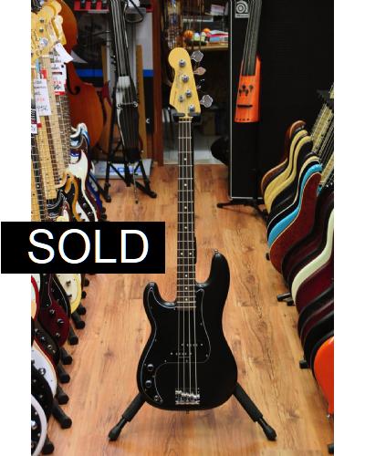 Fender American Standard P Bass Lefty Black